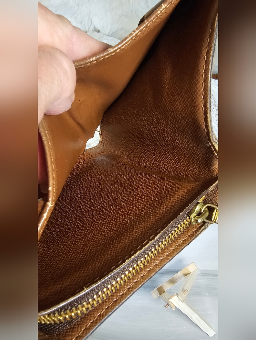 Louis Vuitton Monogram Canvas Compact Wallet - Brown - Picture 11 of 14